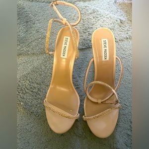 Blush pink/ nude Steve Madden heels